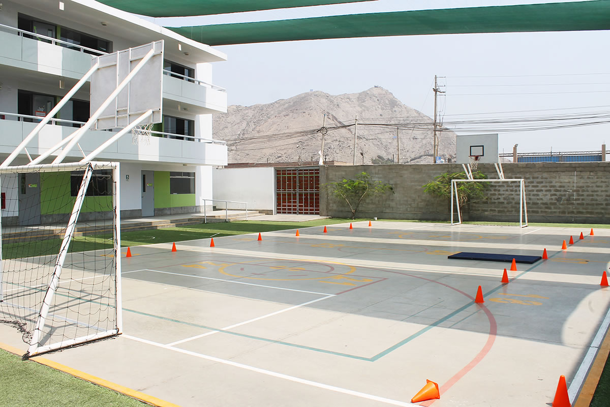 Innova Schools Sede Ate Santa Clara Lima